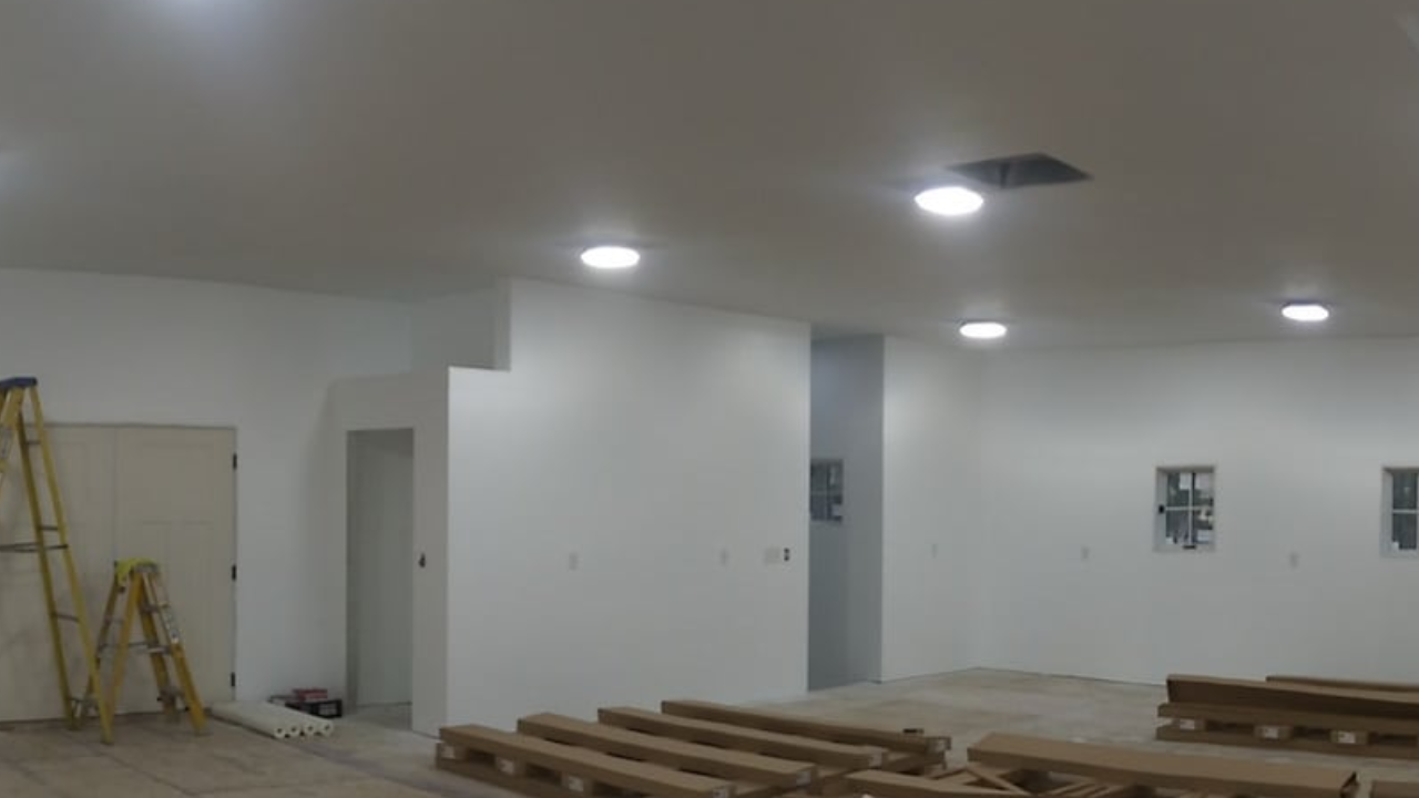 Which Kinds of Weather Conditions Are Suitable For LED Dusk-To-Dawn Barn Lights?